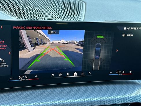 Used 2026 BMW i4 eDrive40 w/ Driving Assistance Package RWD image 18