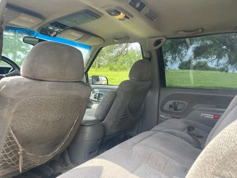 Used 1999 Chevrolet Tahoe 4WD w/ Skid Plate Pkg image 20