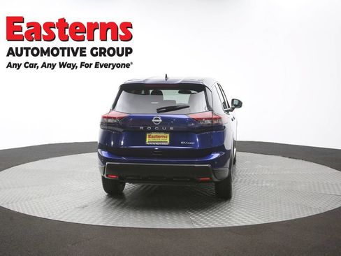 Used 2024 Nissan Rogue SV AWD/4WD image 37