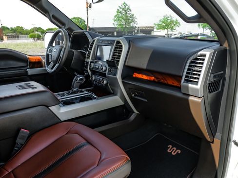 Used 2020 Ford F150 King Ranch w/ Equipment Group 601A Luxury AWD/4WD image 14