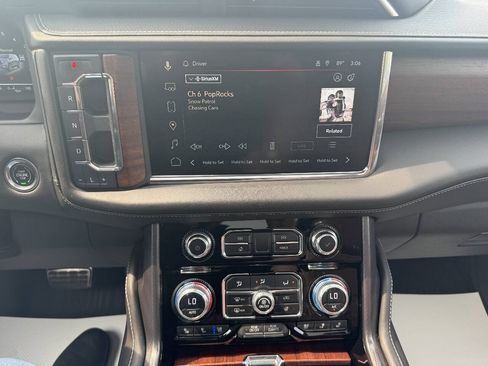 Used 2023 GMC Yukon Denali Ultimate AWD/4WD image 25