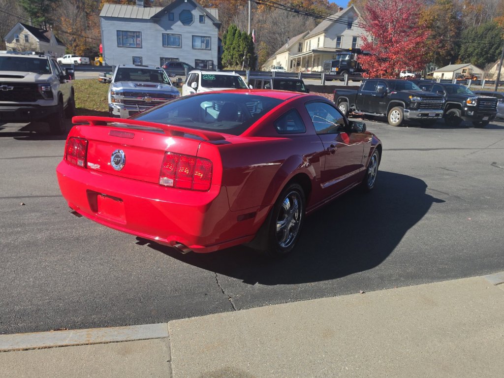 Used 2006 Ford Mustang GT RWD image 6