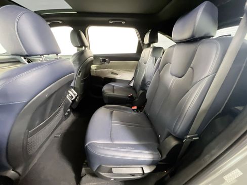 Used 2022 Kia Sorento SX Prestige w/ Panoramic Sunroof Package image 26