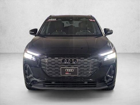 Used 2024 Audi Q4 e-tron Premium Plus w/ Premium Plus image 2