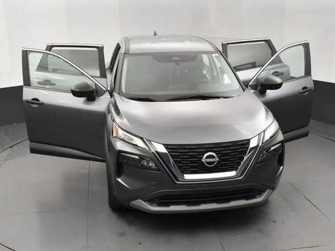 Used 2023 Nissan Rogue S AWD/4WD image 10