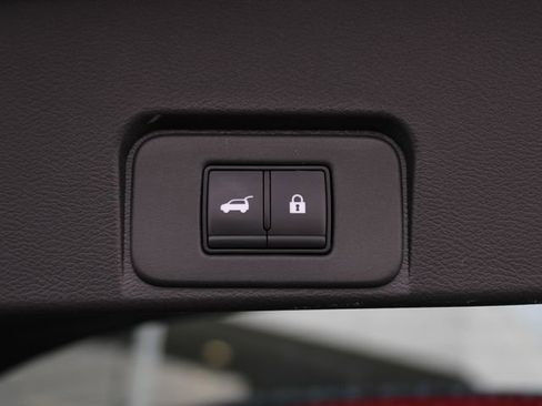 Certified 2023 Nissan Rogue SV w/ SV Premium B Package AWD/4WD image 13
