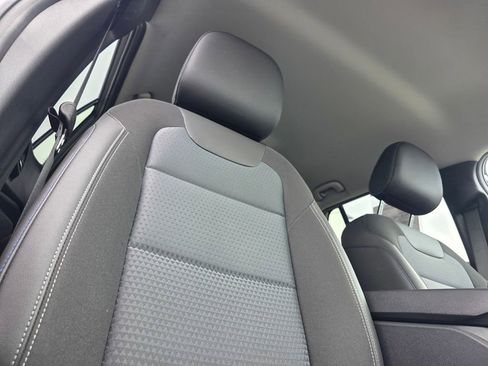 Used 2026 Chevrolet Trax LT FWD image 22