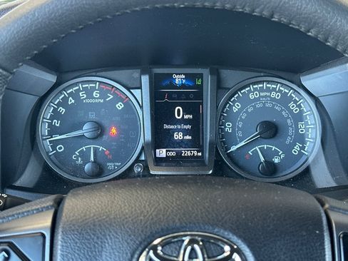 Certified 2022 Toyota Tacoma TRD Off-Road w/ Technology Package RWD image 22