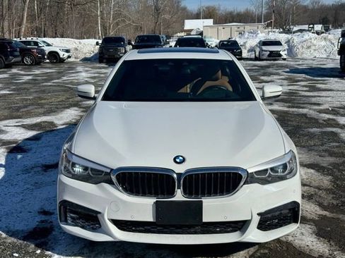 Used 2020 BMW 540i xDrive w/ M Sport Package image 2