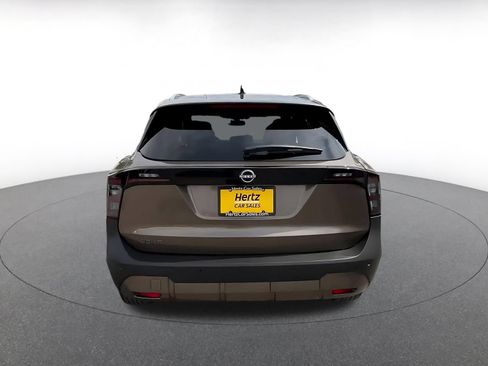 Used 2026 Nissan Kicks SV FWD image 12