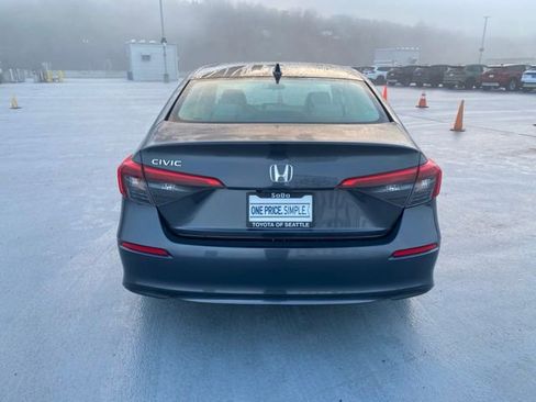 Used 2022 Honda Civic LX image 7