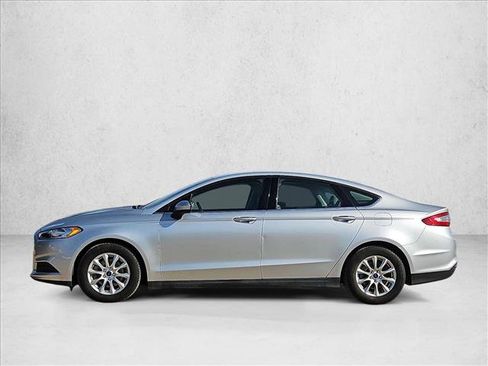 Used 2016 Ford Fusion S image 8