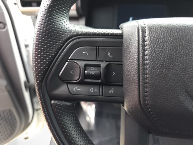 Used 2024 Toyota Tacoma SR5 RWD image 17