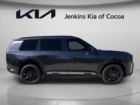 Used 2027 Kia Telluride SX w/ Towing Package FWD image 2