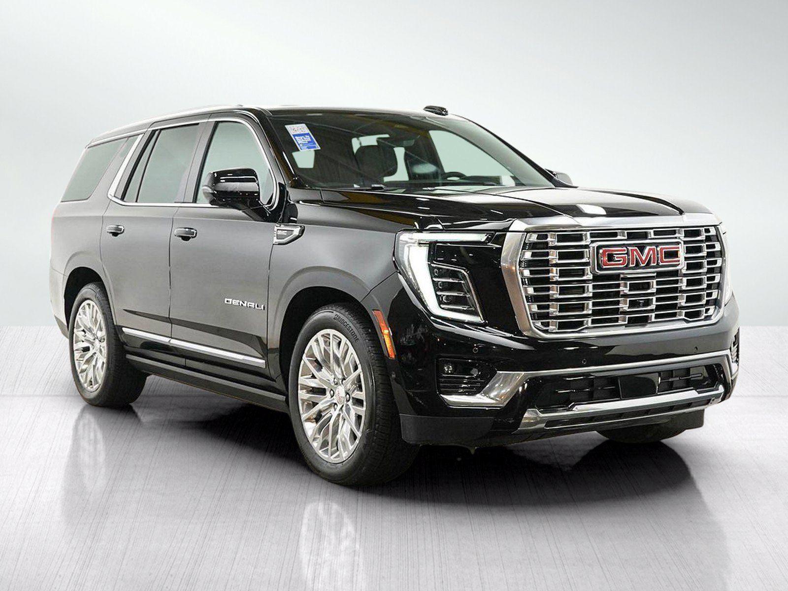 Used 2026 GMC Yukon Denali w/ Denali Reserve Package AWD/4WD image 7