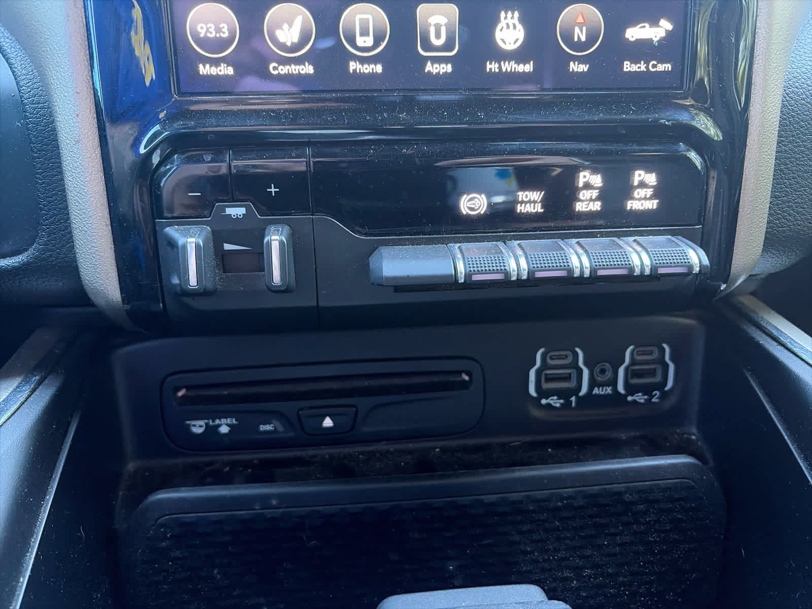Used 2019 RAM 2500 Laramie AWD/4WD image 25