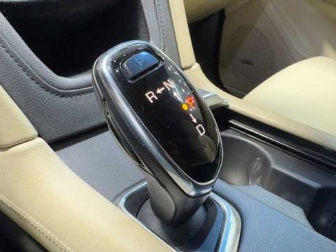 Used 2019 Cadillac XT5 FWD image 26