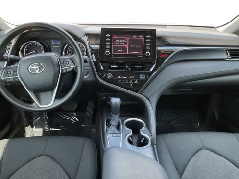 Used 2022 Toyota Camry LE w/ Convenience Package FWD image 10
