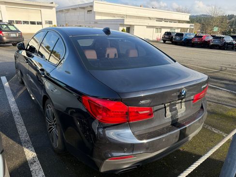 Used 2020 BMW 540i xDrive w/ M Sport Package image 2