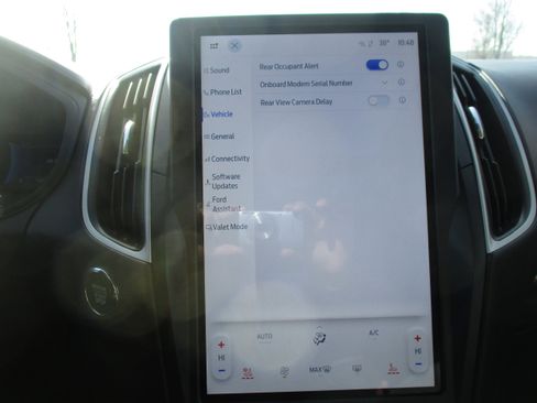 Used 2024 Ford Edge SEL w/ Convenience Package image 25