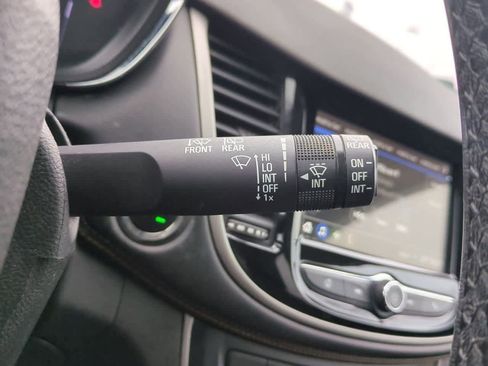 Used 2019 Chevrolet Trax LT w/ Driver Confidence Package image 24