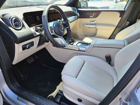 Certified 2026 Mercedes-Benz GLB 250 4MATIC image 19
