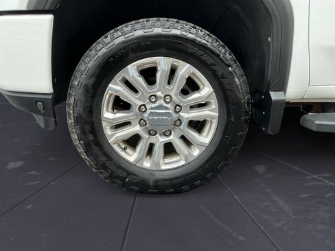 Used 2020 GMC Sierra 2500 Denali w/ Denali Ultimate Package AWD/4WD image 14