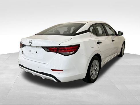 Used 2024 Nissan Sentra S FWD image 5