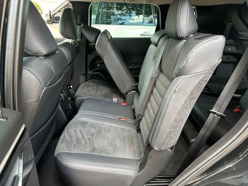 Used 2022 Mitsubishi Outlander SE FWD image 13
