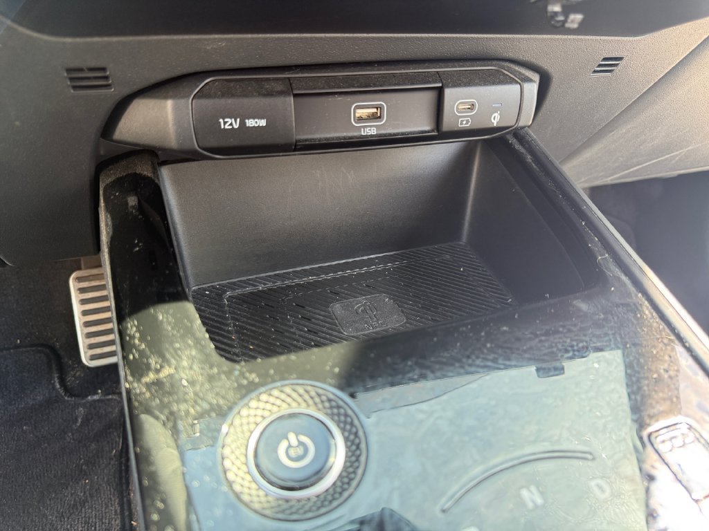 Used 2023 Kia Niro Wave w/ Wave Preserve Package FWD image 19