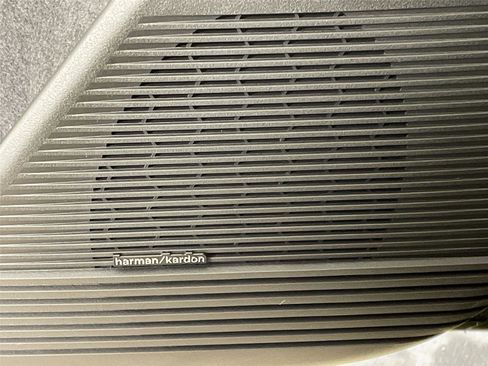 New 2026 Subaru Outback Touring XT image 21