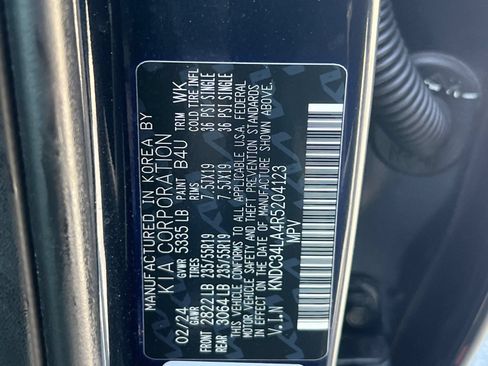 Certified 2024 Kia EV6 Wind RWD image 29