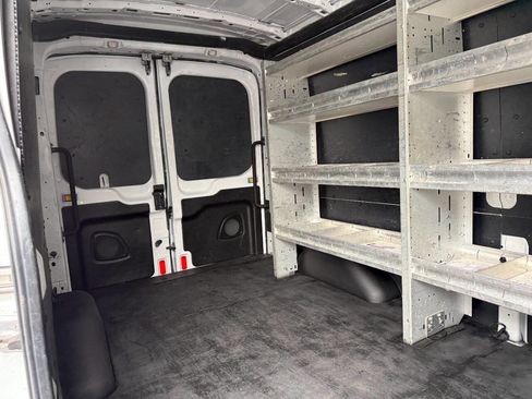 Used 2018 Ford Transit 350 148 Medium Roof image 33