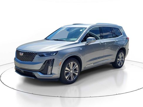 Used 2023 Cadillac XT6 Premium Luxury w/ Technology Package AWD/4WD image 1