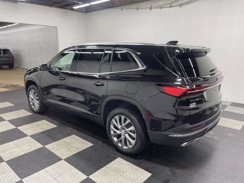 New 2025 Buick Enclave Preferred w/ Super Cruise Package image 2