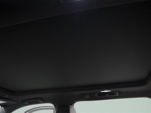 Used 2023 GMC Yukon SLT w/ SLT Luxury Package image 9