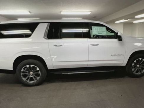 New 2026 Chevrolet Suburban LT w/ Comfort Package image 9