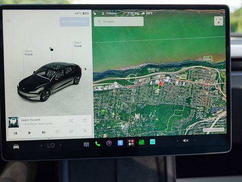 Used 2025 Tesla Model 3 RWD image 47