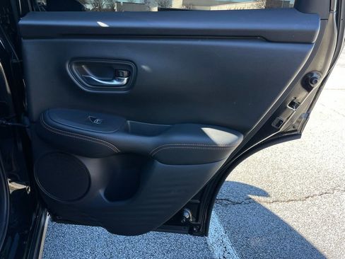 Certified 2024 Honda HR-V Sport image 30
