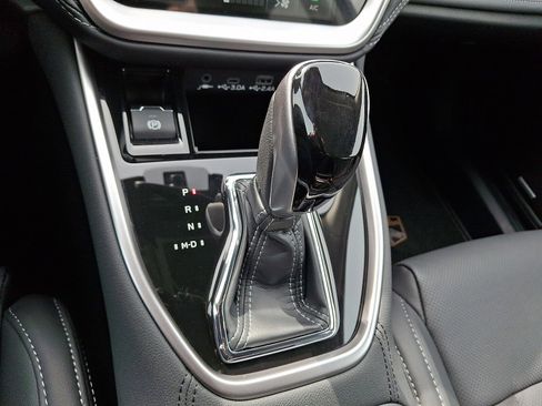 Certified 2025 Subaru Outback Limited image 16