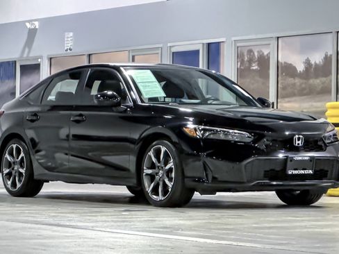 Used 2025 Honda Civic FWD Hybrid Sedan image 6