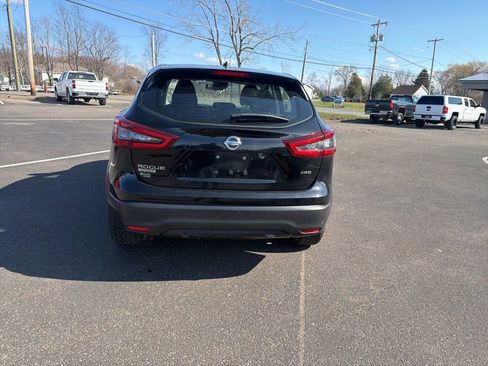 Used 2021 Nissan Rogue Sport S image 6