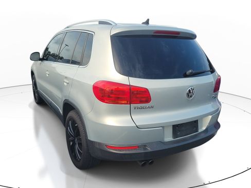 Used 2012 Volkswagen Tiguan S AWD/4WD image 8