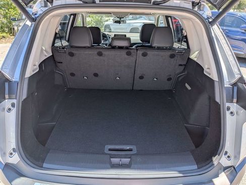 Used 2023 Nissan Rogue SV w/ SV Premium B Package FWD image 13