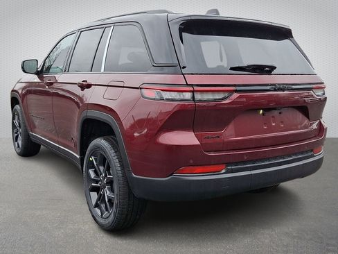 New 2025 Jeep Grand Cherokee Limited AWD/4WD image 4