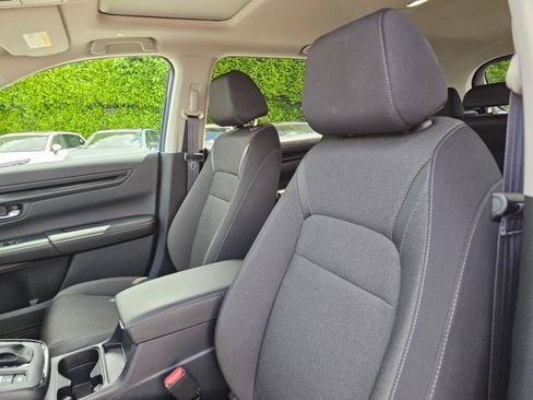 Certified 2025 Honda CR-V EX image 24