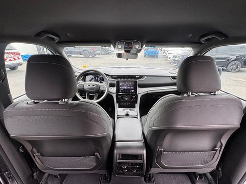 New 2026 Jeep Grand Cherokee Laredo AWD/4WD image 23