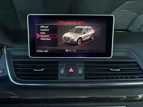 Used 2018 Audi SQ5 Premium Plus w/ Navigation Package AWD/4WD image 35