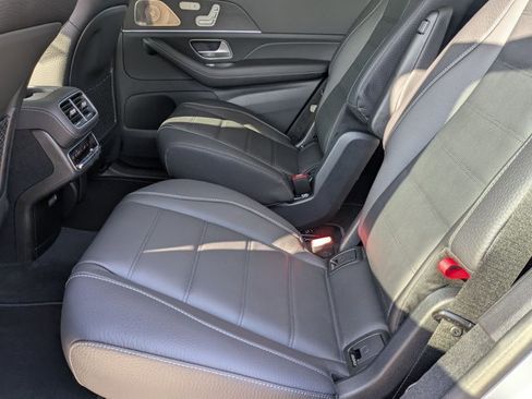 New 2026 Mercedes-Benz GLS 450 4MATIC image 14