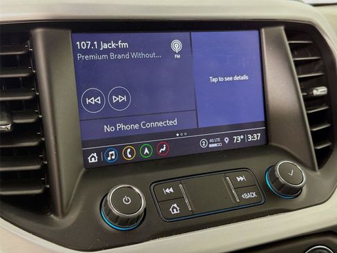 Used 2023 GMC Acadia SLT w/ Technology Package AWD/4WD image 19